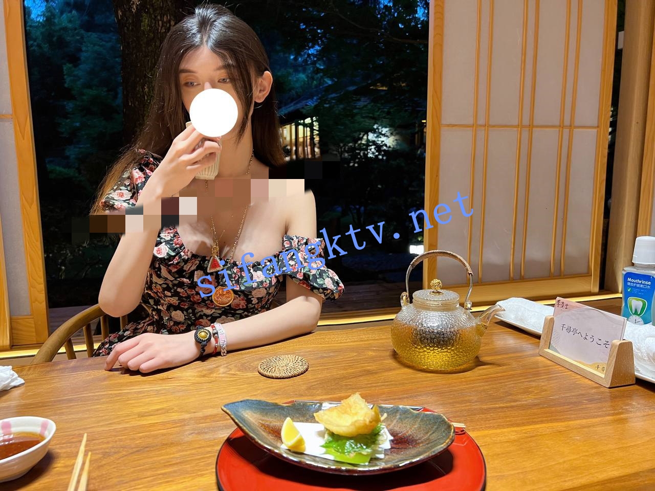 极品颜值 奶球喵喵 付费福利 各种极限露出勾引代驾大叔 图 09