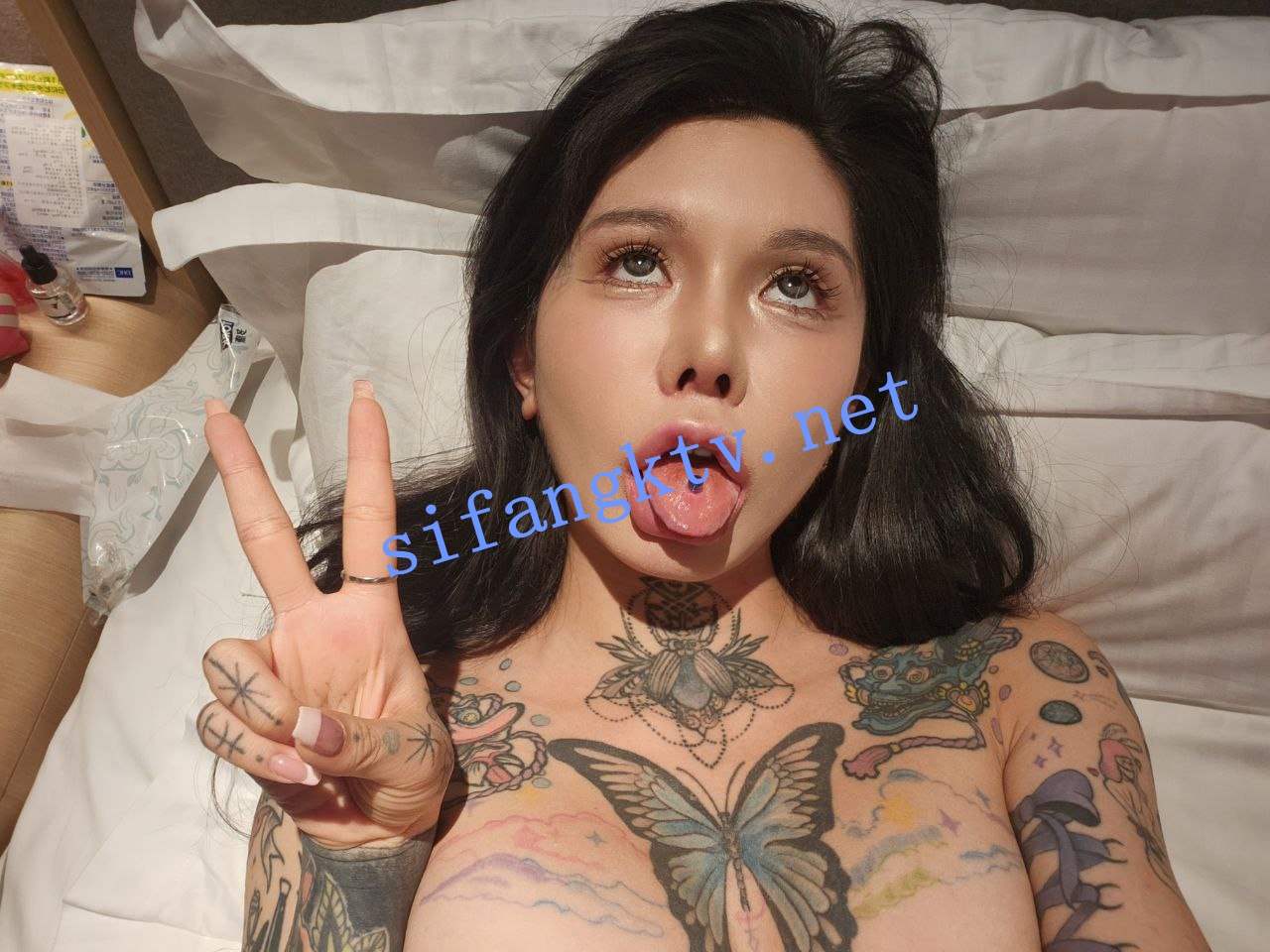 颜值巅峰白富美 Sexy chloe 龙猫夫妇 高价付费群最新福利 图 48