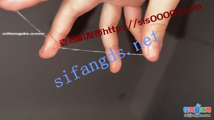 推特福利姬 06少萝（抖音同名）抖音风裸舞自摸粉嫩小穴[某房原版]【265M】
