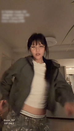 推特裸舞小美女 yum707玉米 2月开门裸舞 DJ心如止水 奶头卡衣【2V】【200M】