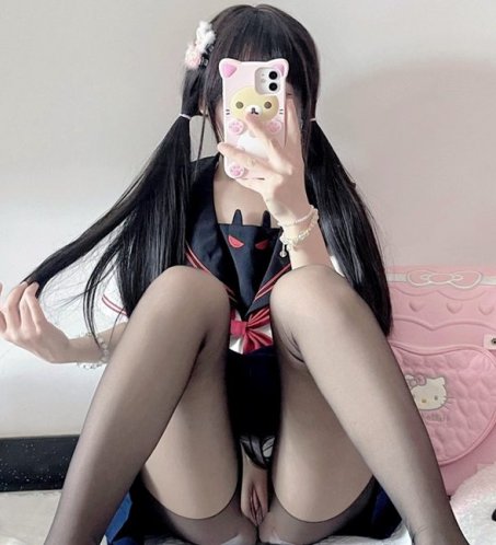 小怡酱@puppy_pvq – 新作 [520门槛] [稀缺] [完整单V] 11分钟 顶级贫乳双马尾萝莉 金主啪啪福利订阅[299P2V-1.74G]