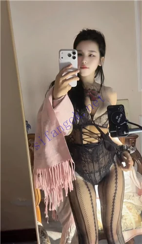 抖音超美纹身妹 妮娜/火火 露点福利 高级网红脸反差诱惑 图 33